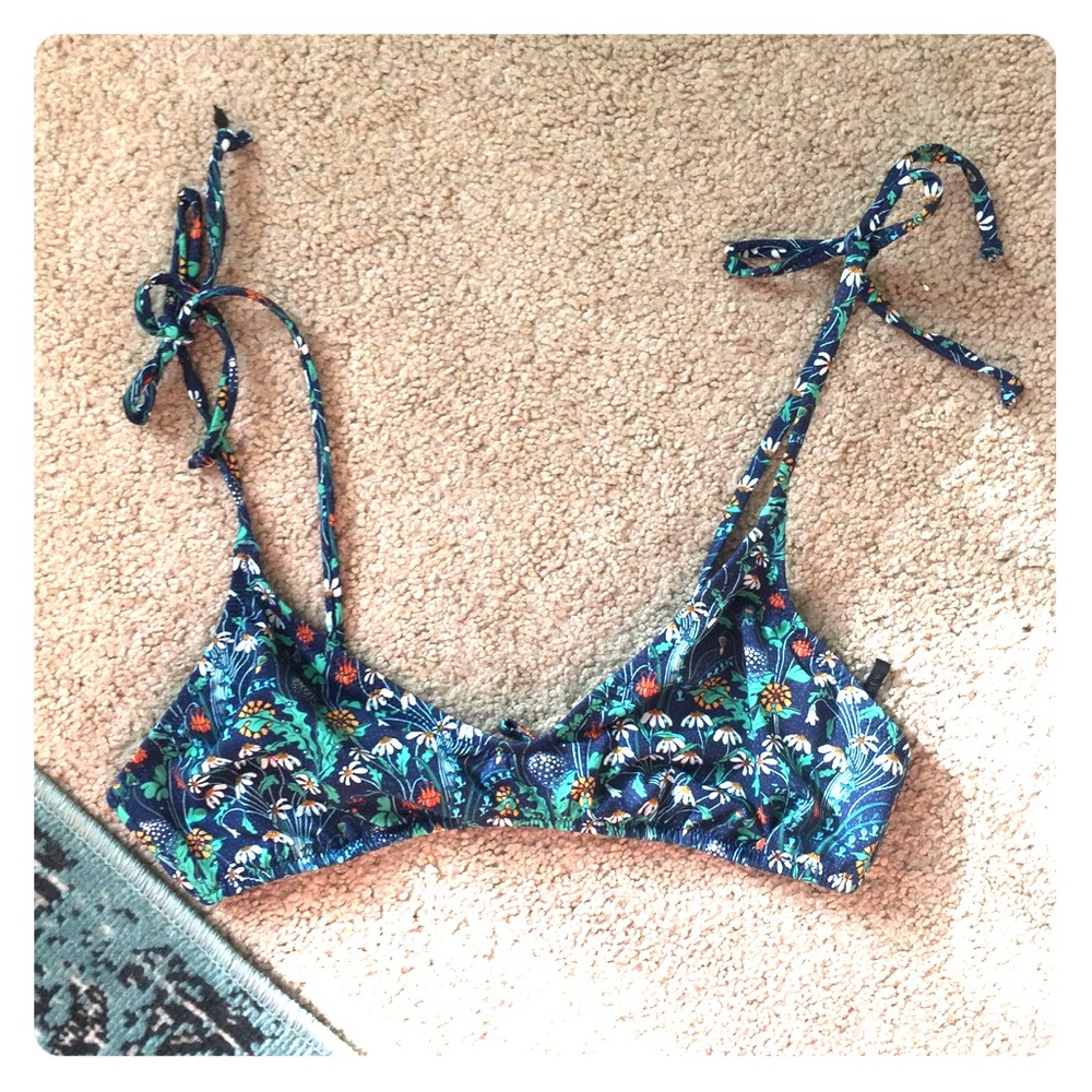 J Crew Triangle Adjustable Bikini Top NWOT